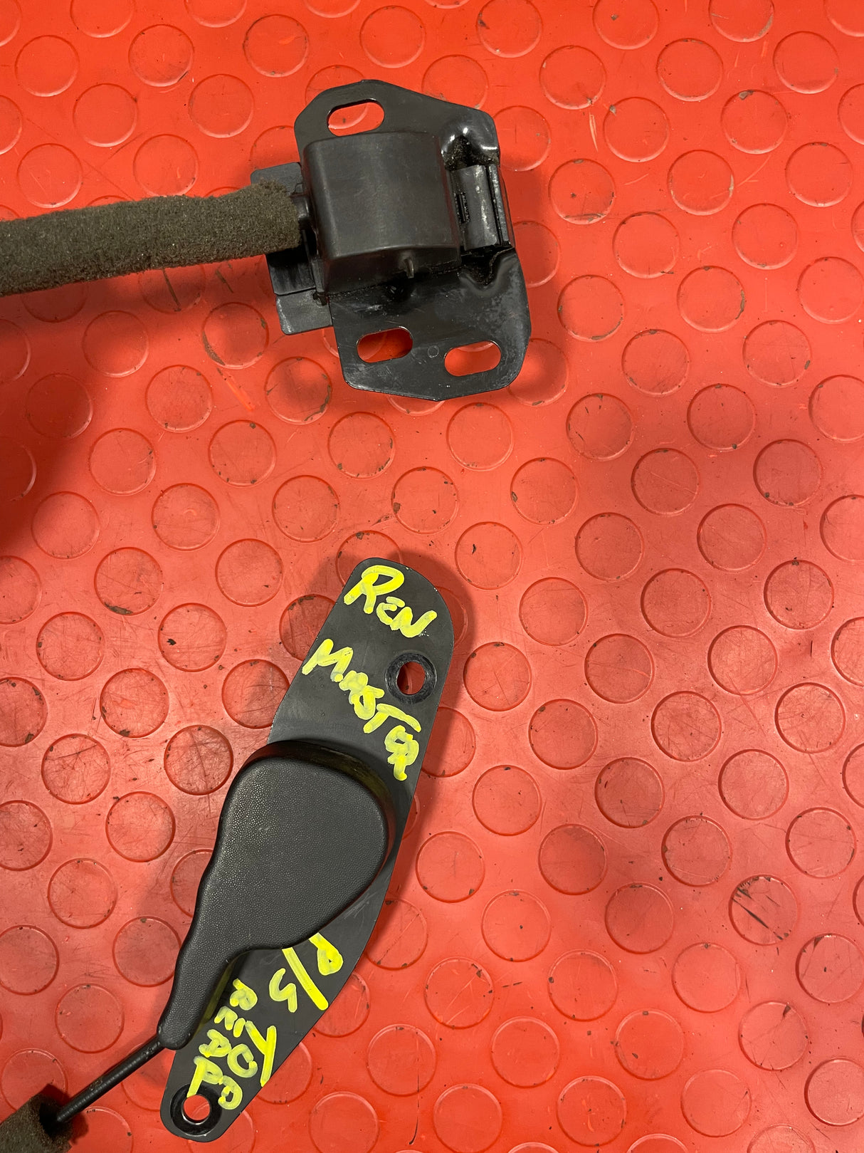 Renault Master/Vauxhall Movano REAR UPPER LEFT DOOR LOCKING MECHANISM 2010-2019 P/N 8200778366 / 8200661155