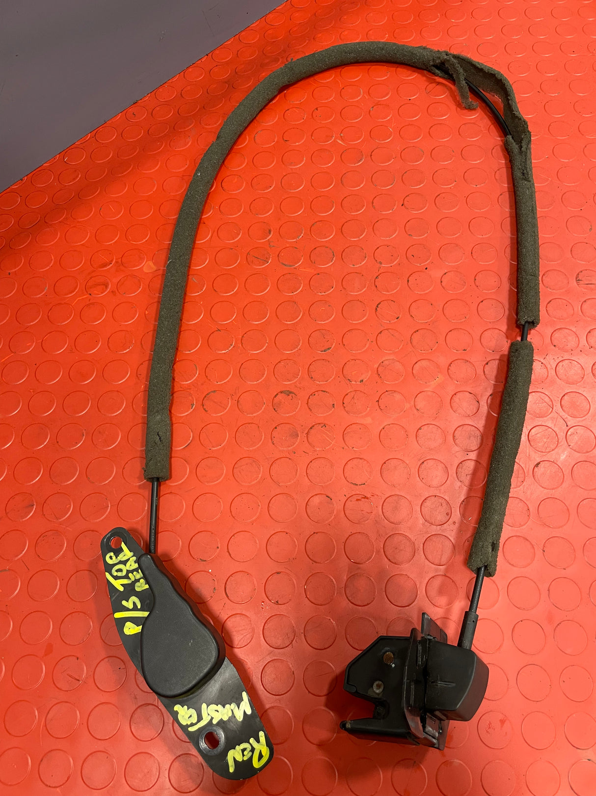 Renault Master/Vauxhall Movano REAR UPPER LEFT DOOR LOCKING MECHANISM 2010-2019 P/N 8200778366 / 8200661155