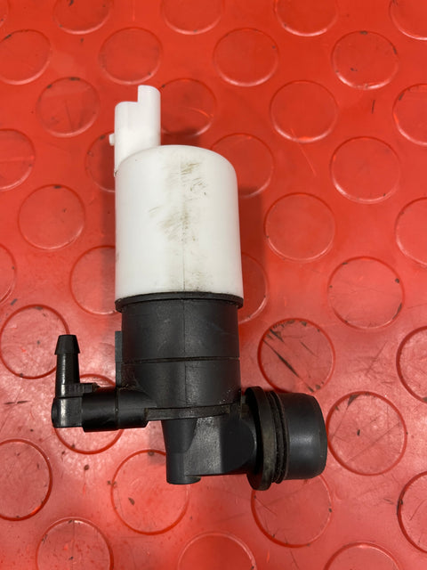 Citroen/Peugeot/Fiat WINDSCREEN WASHER WATER PUMP P/N 363338790