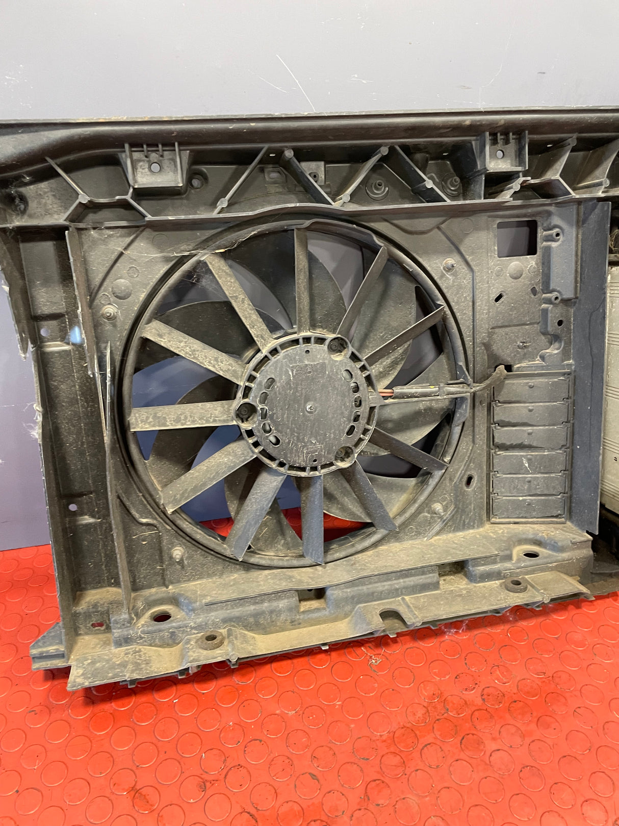 Citroen Berlingo/Peugeot Partner COOLING FAN ASSEMBLY WITH INTERCOOLER RAD 2008-2015 P/N M153277