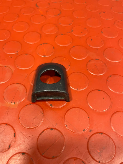 Citroen Berlingo DOOR HANDLE END CAP P/N 849225IND01