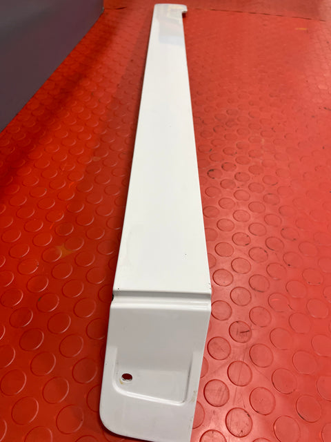 Vauxhall Vivaro/Citroen Dispatch/Peugeot Expert DOOR RUNNER MOULDING (white) N/S/R 2022 P/N 9808384380