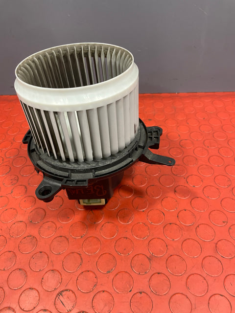 Peugeot Partner/Citroen Berlingo/Vauxhall Combo/Toyota Proace City HEATER BLOWER MOTOR & FAN 2019-2024 P/N 5P1330400