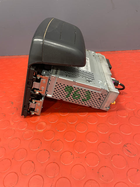 Citroen Berlingo / Peugeot Partner STEREO HEAD UNIT AUX TOUCH SCREEN SAT NAV RADIO 2015-2018 P/N 9814203680