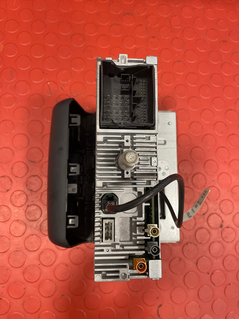 Citroen Berlingo / Peugeot Partner STEREO HEAD UNIT AUX TOUCH SCREEN SAT NAV RADIO 2015-2018 P/N 9814203680