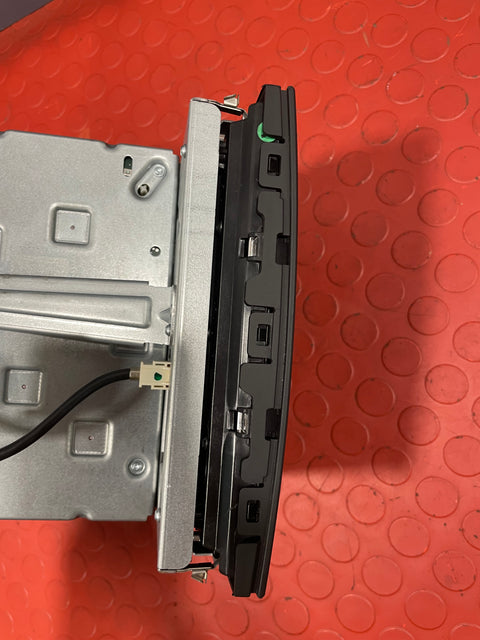 Citroen Berlingo / Peugeot Partner STEREO HEAD UNIT AUX TOUCH SCREEN SAT NAV RADIO 2015-2018 P/N 9814203680