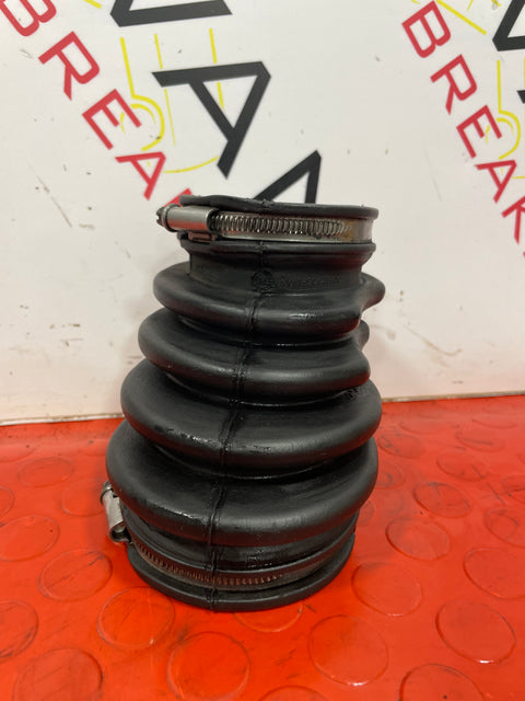 Ford Transit Connect AIR INTAKE TURBO PIPE 2013-2018 1.5L P/N AV619C623 cc