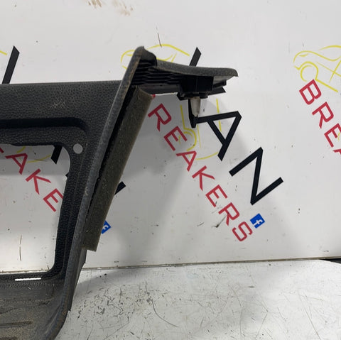 Ford Transit SIDESTEP TRIM DRIVER FRONT 2015 MK8 BK21V13200AEW