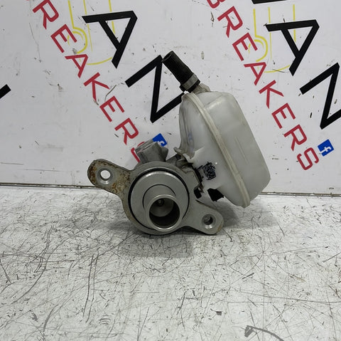 Ford Transit BRAKE MASTER CYLINDER P/N W58965