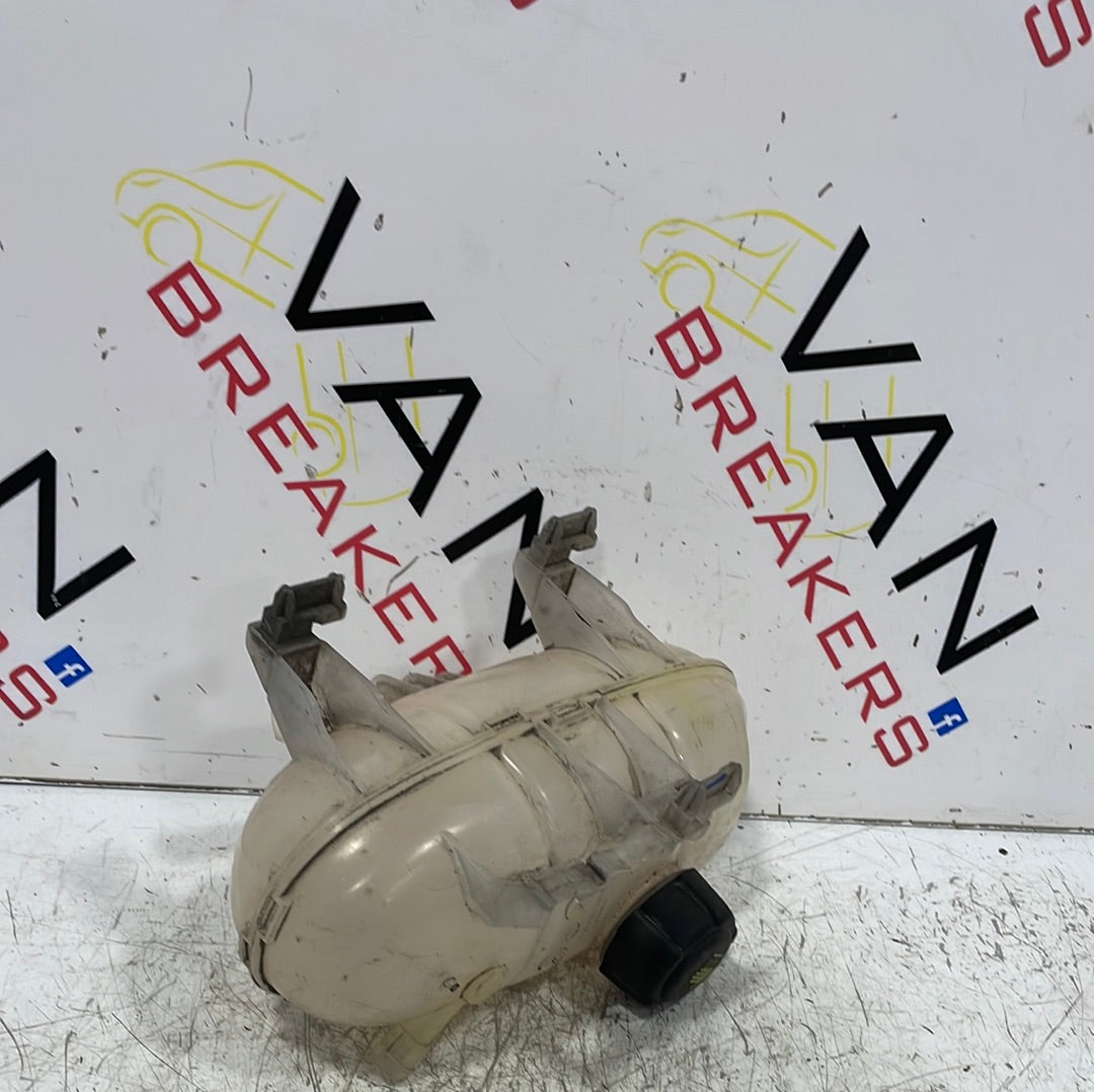 Renault Trafic/Vauxhall Vivaro/Nissan NV300 HEADER TANK EXPANSION BOTTLE 1.6 2014-2019 P/N 217101893R