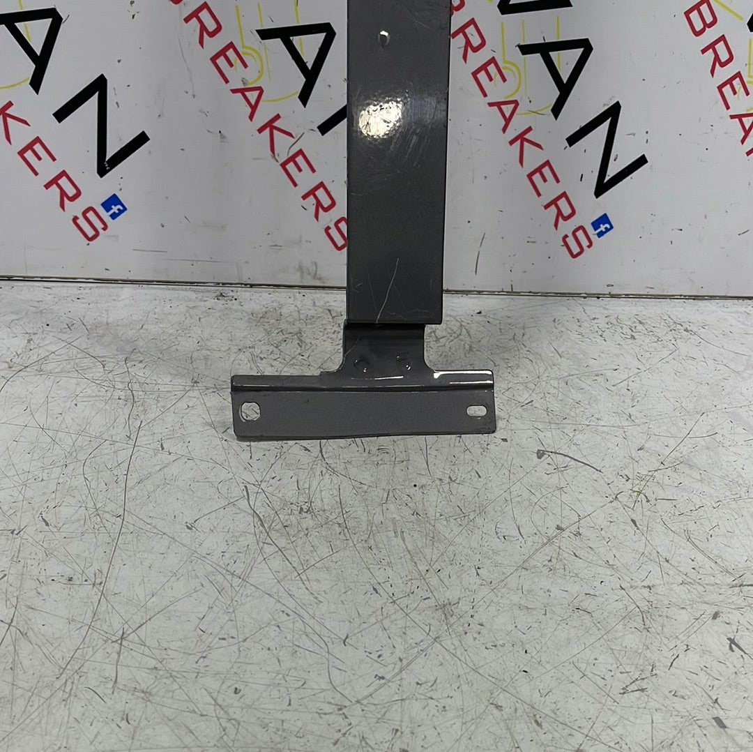 Renault Trafic/ Vauxhall Vivaro LEFT N/S SLIDING DOOR GUIDE RAIL COVER GREY 2014-2019 P/N 93867614