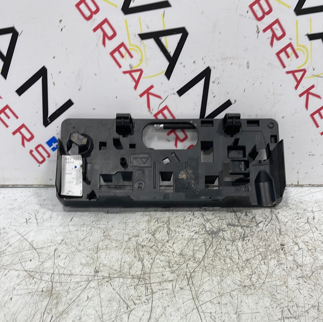 Citroen Berlingo/Peugeot Partner/Vauxhall Combo/Toyota Proace City JACK TOOLS MOULD P/N 9820292980