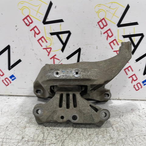 Citroen Dispatch/ Peugeot Expert/ Vauxhall Vivaro/ Toyota Proace ENGINE MOUNT 1.6 HDI 2018 P/N 4A10372D