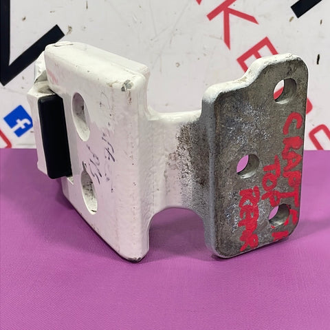 Volkswagen Crafter N/S/R TOP HINGE WHITE P/N VCRNSRTH