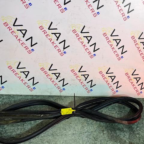 Ford Transit Custom PASSENGER SIDE FRONT DOOR RUBBER SEAL N/S/F 2013-2018 P/N BK21V20708AE