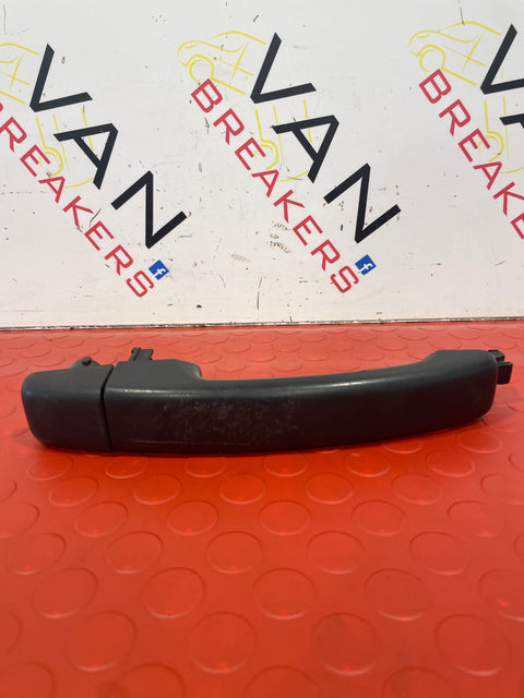 Renault Trafic III (2019)  / Master (2016) PASSENGER SIDE FRONT OUTER DOOR HANDLE  (X82)  2019 P/N 806062978R