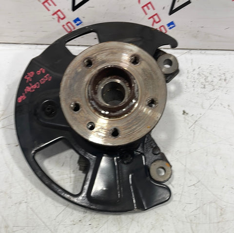 Volkswagen Crafter COMPLETE DRIVER SIDE FRONT HUB WITH WHEEL BEARING 2021 P/N 2N0407621D