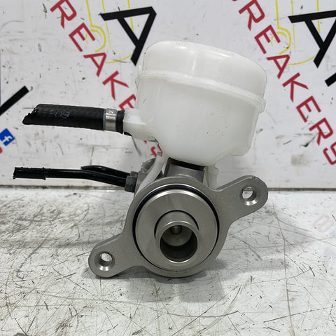 Citroen Relay/ Peugeot Boxer/ Fiat Ducato  2.2 DIESEL BRAKE MASTER CYLINDER 2018-2024 (NO LID) P/N 0204255096-1