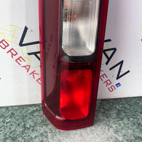 Renault Trafic PASSENGER SIDE TAILLIGHT 2017 P/N 265556737R