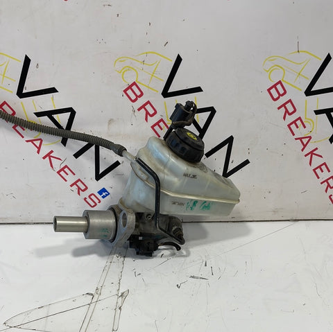 Volkswagen Caddy BRAKE MASTER CYLINDER 2.0 2016 P/N 1K2611301C