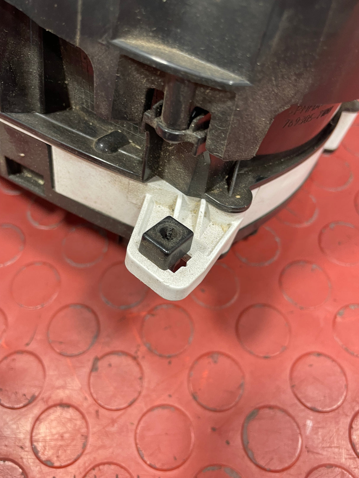 Citroen Berlingo/Peugeot Partner/Vauxhall Combo/Toyota Proace City DASH CLOCKS INSTRUMENT CLUSTER PANEL 2019-2024 P/N 769167680U