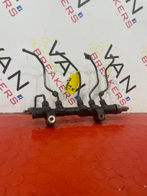 Citroen Dispatch/ Peugeot Expert/ Toyota Proace/ Vauxhall Vivaro FUEL RAIL 1.6 2019-2024  P/N 9804776780