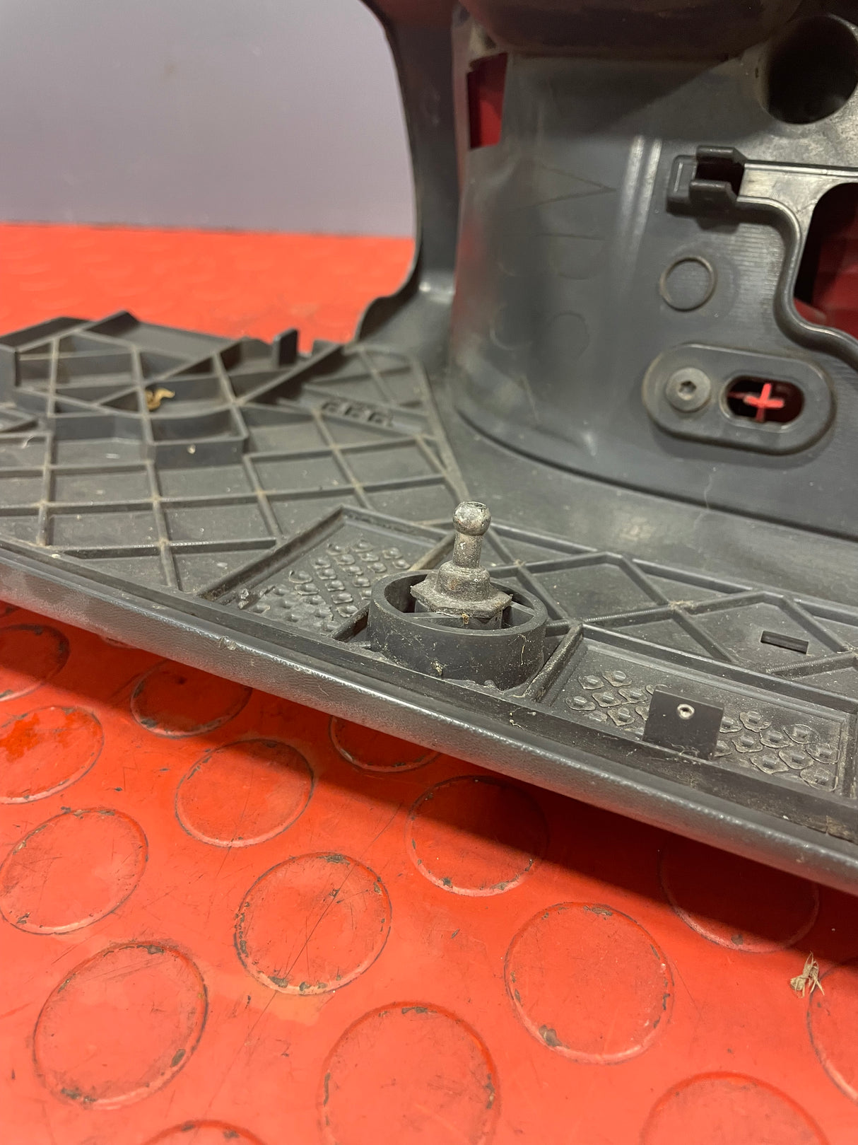 Renault Trafic II REAR TAILLIGHT ASSEMBLY Passenger Side 2006-2013 P/N 265A60118R