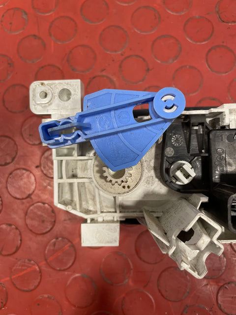 Renault Trafic/Vauxhall Vivaro HEATER CONTROL SWITCHES WITH AIR CONDITIONING 2014-2019 P/N 30080060