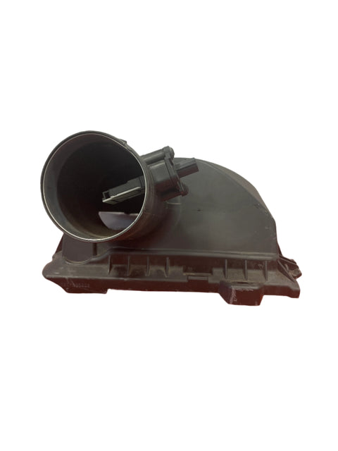 Renault Trafic/ Vauxhall Vivaro 1.6 AIR BOX LID WITH AIR FLOW SENSOR 2014-2017 P/N H8201333223