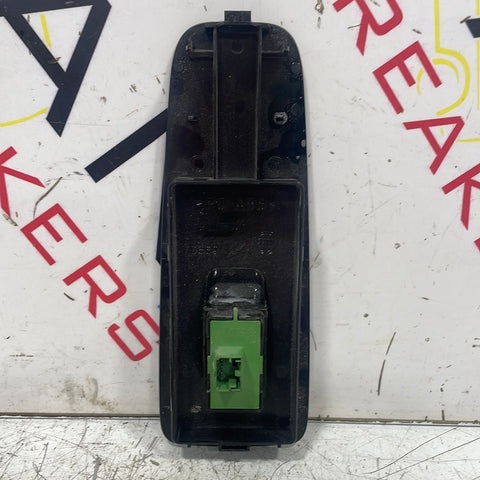 Citroen Relay /Fiat Ducato /Peugeot  Boxer 2006-14 ELECTRIC WINDOW SWITCH (FRONT PASSENGER SIDE)  07356765190