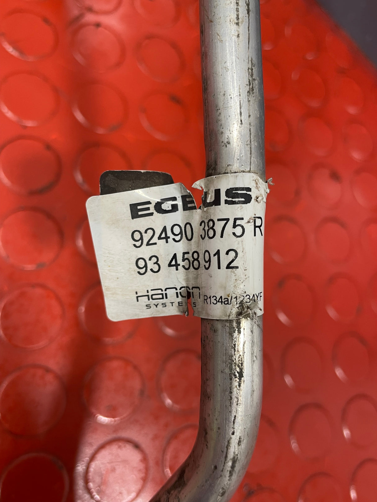 Renault Trafic/Vauxhall Vivaro/NV300 AIR CON PIPE 1.6 2014/2019 P/N 924903875R