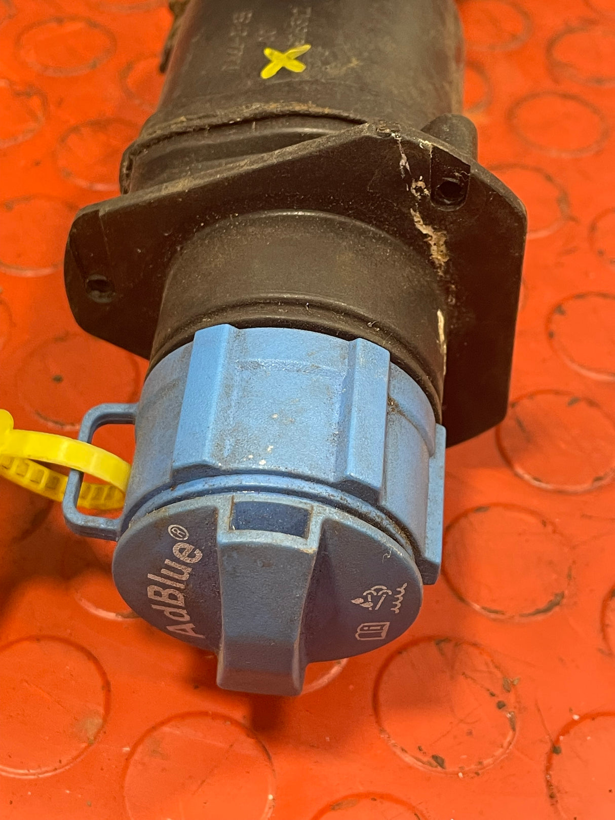 Renault Trafic/Vauxhall Vivaro ADBLUE TANK FILLER PIPE 2015-2019 MK3 1.6 P/N 93458613