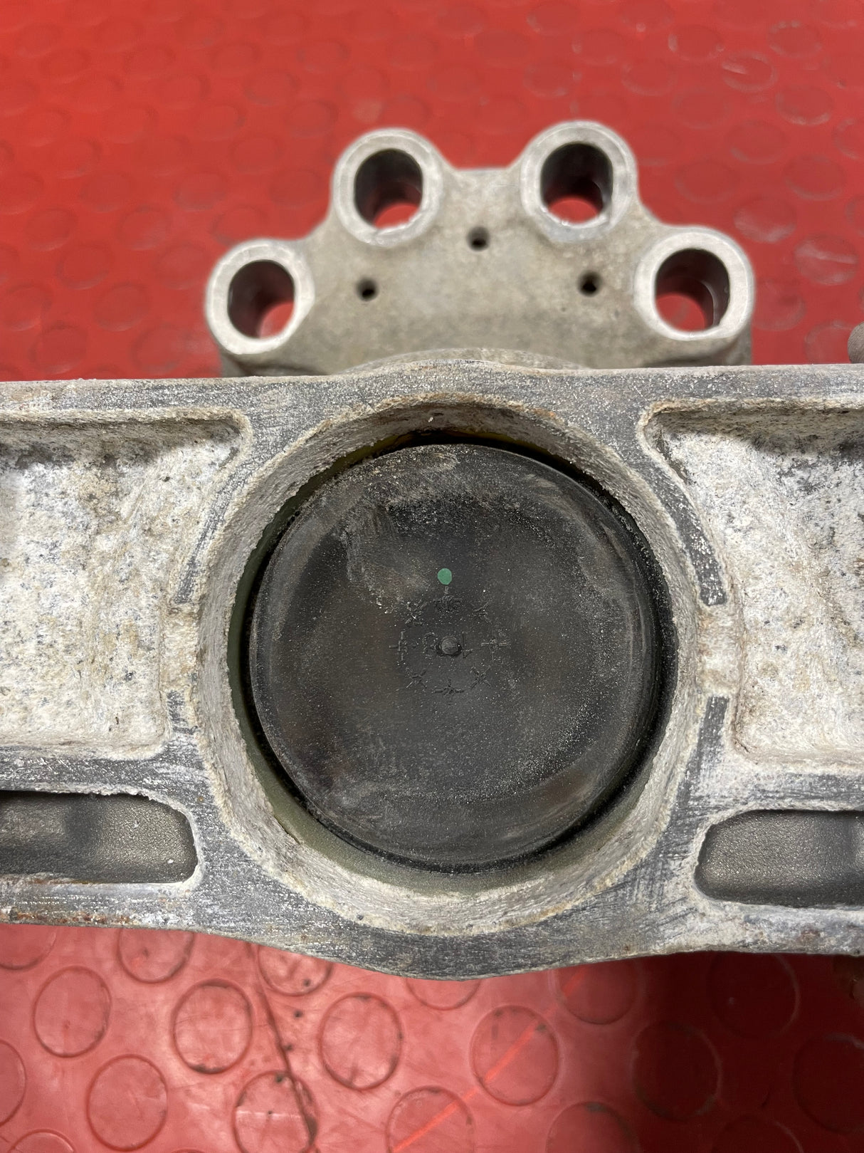 Ford Transit Custom GENUINE 2.0 DIESEL EURO 6 ENGINE MOUNT/ENGINE SUPPORT 2013-2023 P/N GK216F012CC