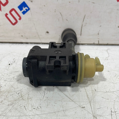 Volkswagen Crafter TURBO PRESSURE SOLENOID VALVE 2.0 FWD 2017-2018 P/N 1K0906627B