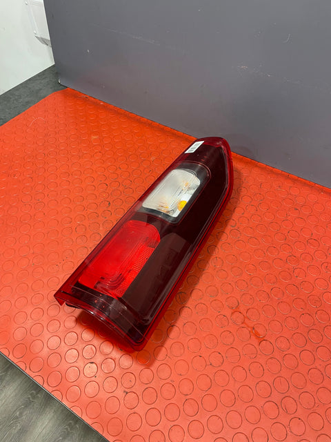 Vauxhall Vivaro/ Renault Trafic/ Fiat Talento REAR RIGHT TAILLIGHT  Driver side 2014 - 2019 265504656R