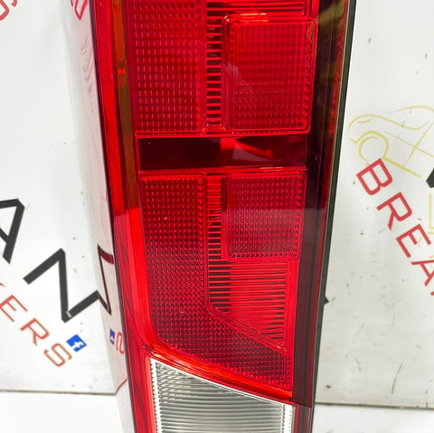 Volkswagen Crafter PASSENGER SIDE TAILLIGHT 2021 P/N 7C0945257A