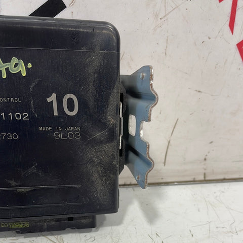 Toyota Hilux FOUR WHEEL DRIVE CONTROL UNIT 2020 P/N 8953371102