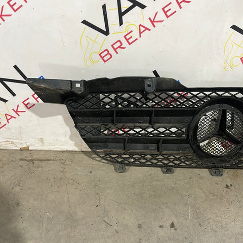 Mercedes Sprinter FRONT BUMPER GRILL 2007 P/N A9068800385