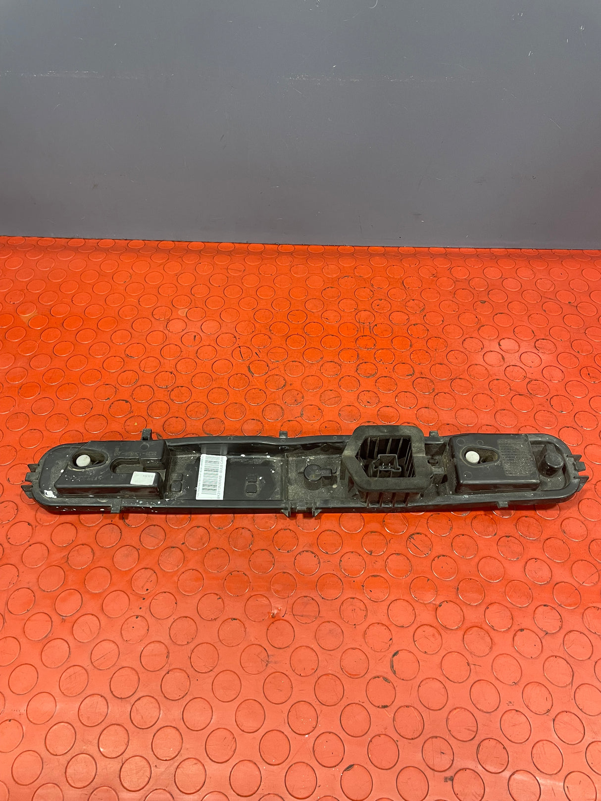 Ford Transit Mk8 TAILLIGHT BULB CARRIER Drivers Side 2013-2016 P/N BK3113NOO4AB
