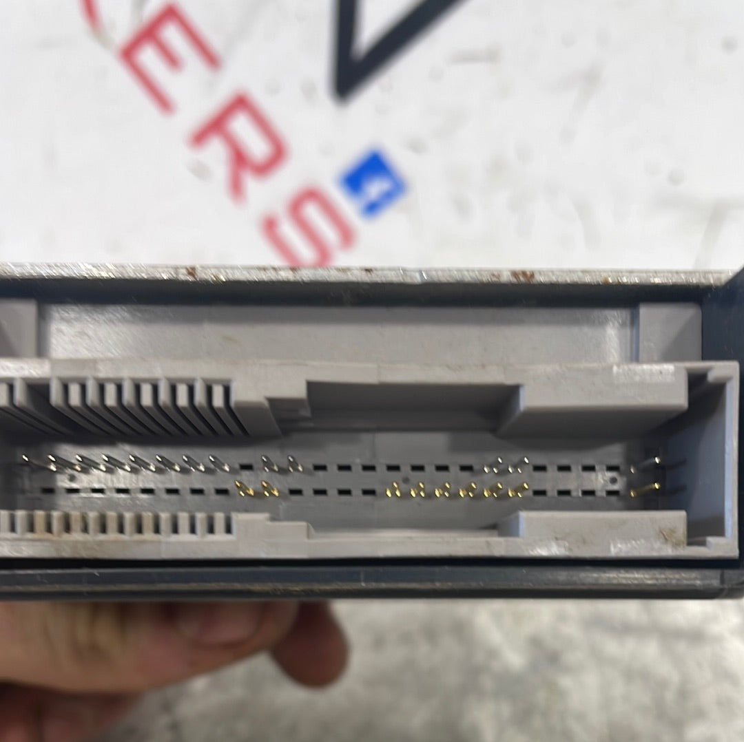 Vauxhall Vivaro/Renault Trafic AIRBAG ECU CONTROLLER P/N 93457848