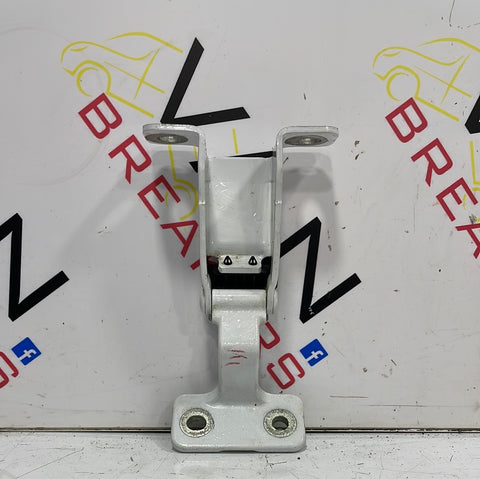 Renault Kangoo RIGHT REAR UPPER DOOR HINGE  P/N KL1312A