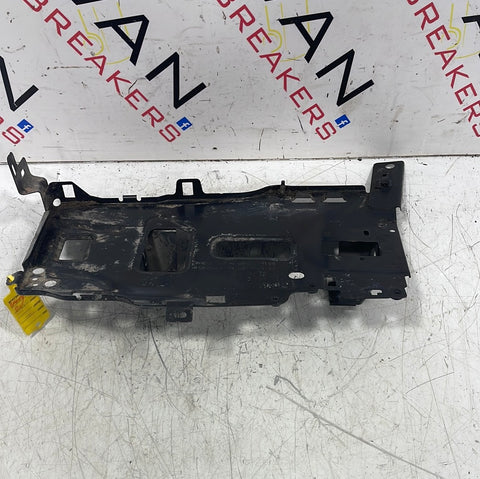 Citroen Dispatch/ Peugeot Expert/ Toyota Proace/ Vauxhall Vivaro(19) BATTERY TRAY  981528858000