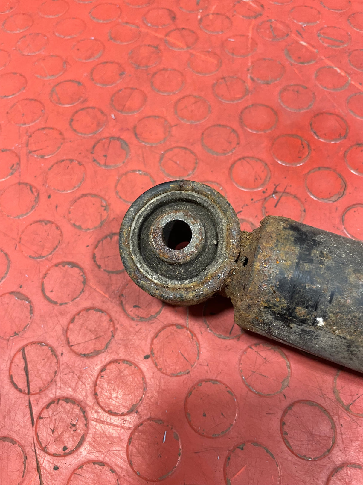 Volkswagen Transporter REAR SHOCK T5 2010-2015 P/N 7E0513029C