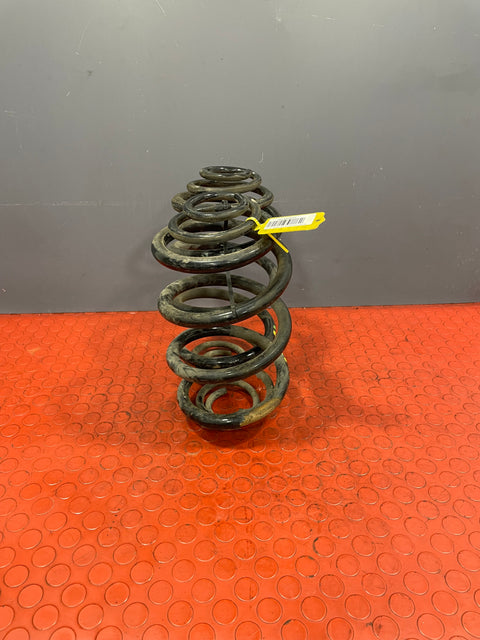Vauxhall Vivaro/Renault Trafic REAR COIL SPRINGS (PAIR) 2016 P/N 550202870R