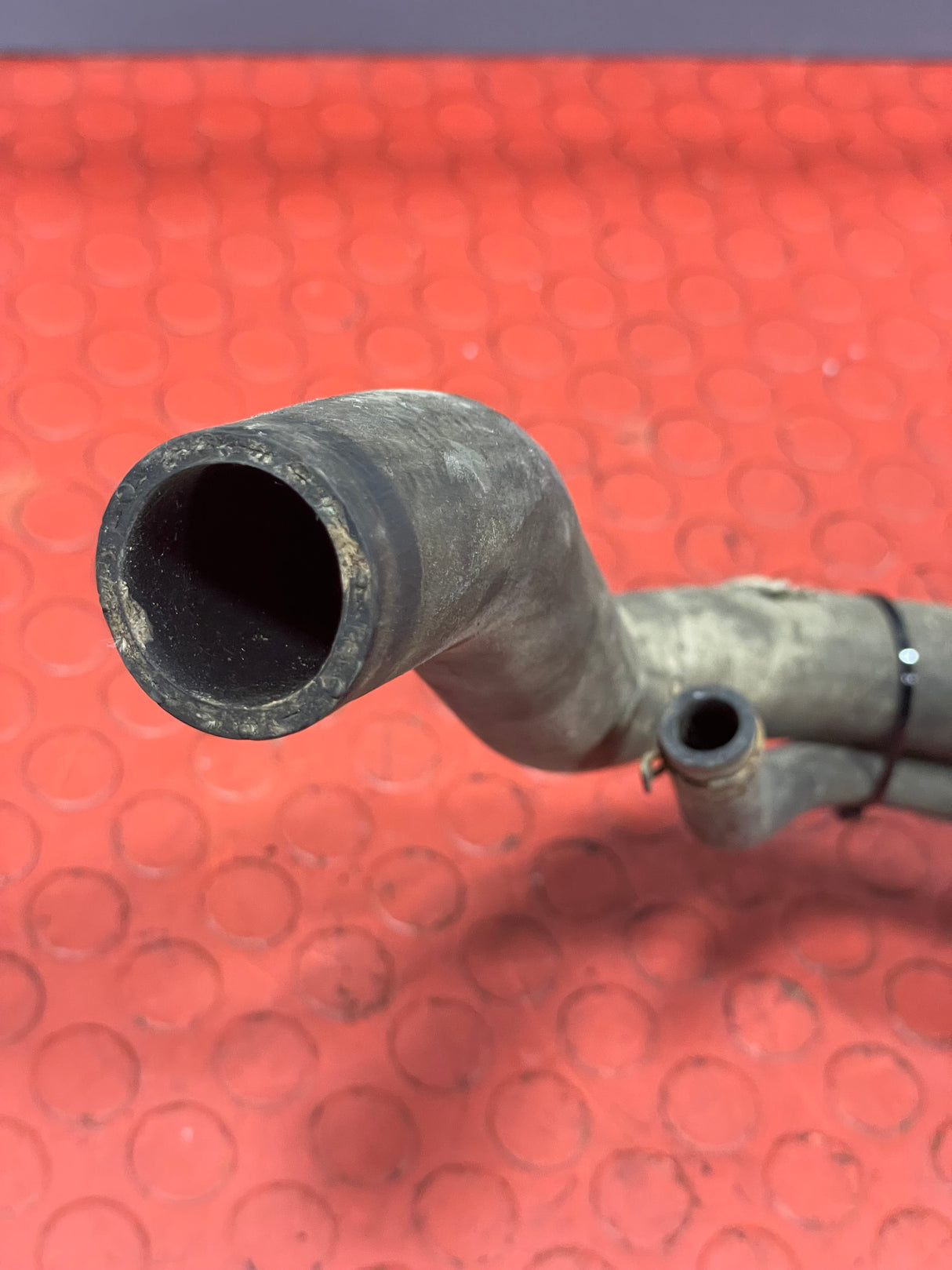 Renault Trafic/Vauxhall Vivaro ADBLUE TANK FILLER PIPE 2015-2019 MK3 1.6 P/N 93458613 - 1