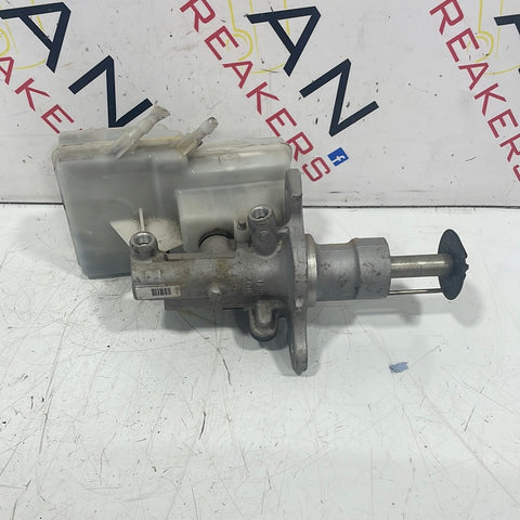 Volkswagen Crafter BRAKE MASTER CYLINDER 2018 P/N 2N0611301