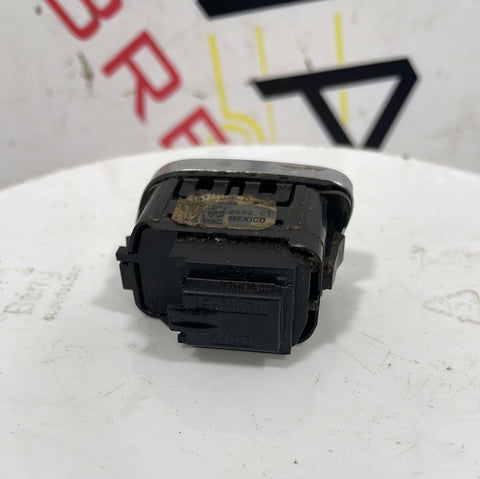 Ford Transit Mk8 DRIVER SIDE FRONT CENTRAL LOCKING CONTROL SWITCH 2015-2019 P/N 1873023