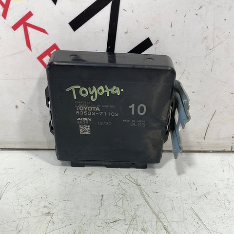 Toyota Hilux FOUR WHEEL DRIVE CONTROL UNIT 2020 P/N 8953371102