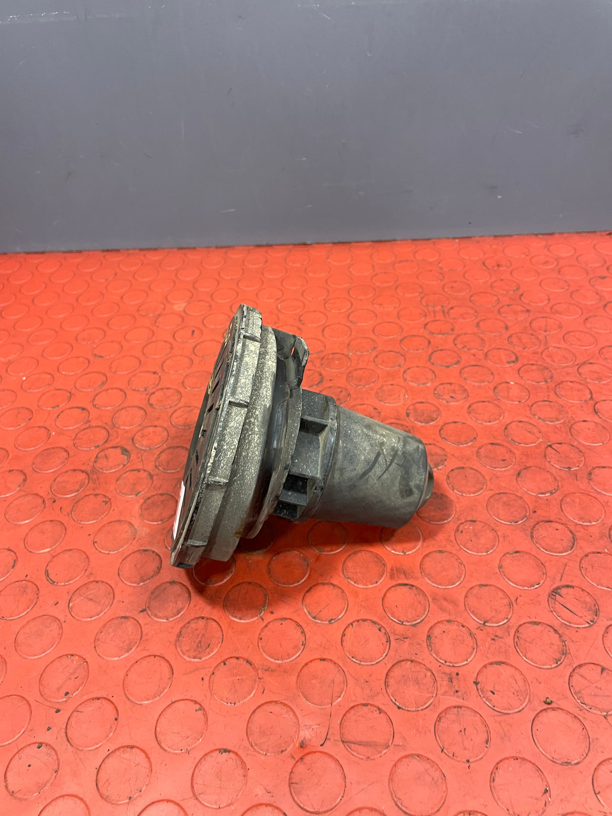 Citroen Berlingo/Peugeot Partner REAR BUMP STOP REAR SPRING TOP 2016-2024 P/N 9831086380