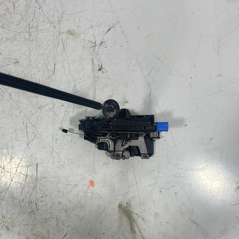 Volkswagen Caddy DRIVER SIDE FRONT DOOR LOCK AND CABLE 2013 P/N 3D2837016AB